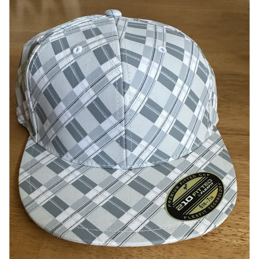 210‎ Premium Fitted Hat by Flexfit White Grey Plaid 6 7/8- 7 1/4 New Pattern